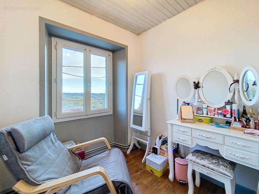 Maison à SAINT-BONNET-L&#039;ENFANTIER