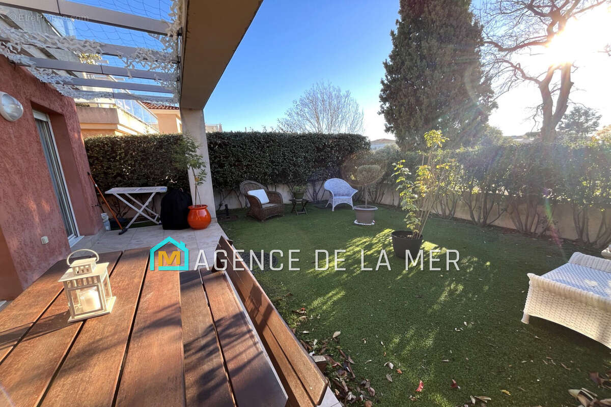 Appartement à MANDELIEU-LA-NAPOULE