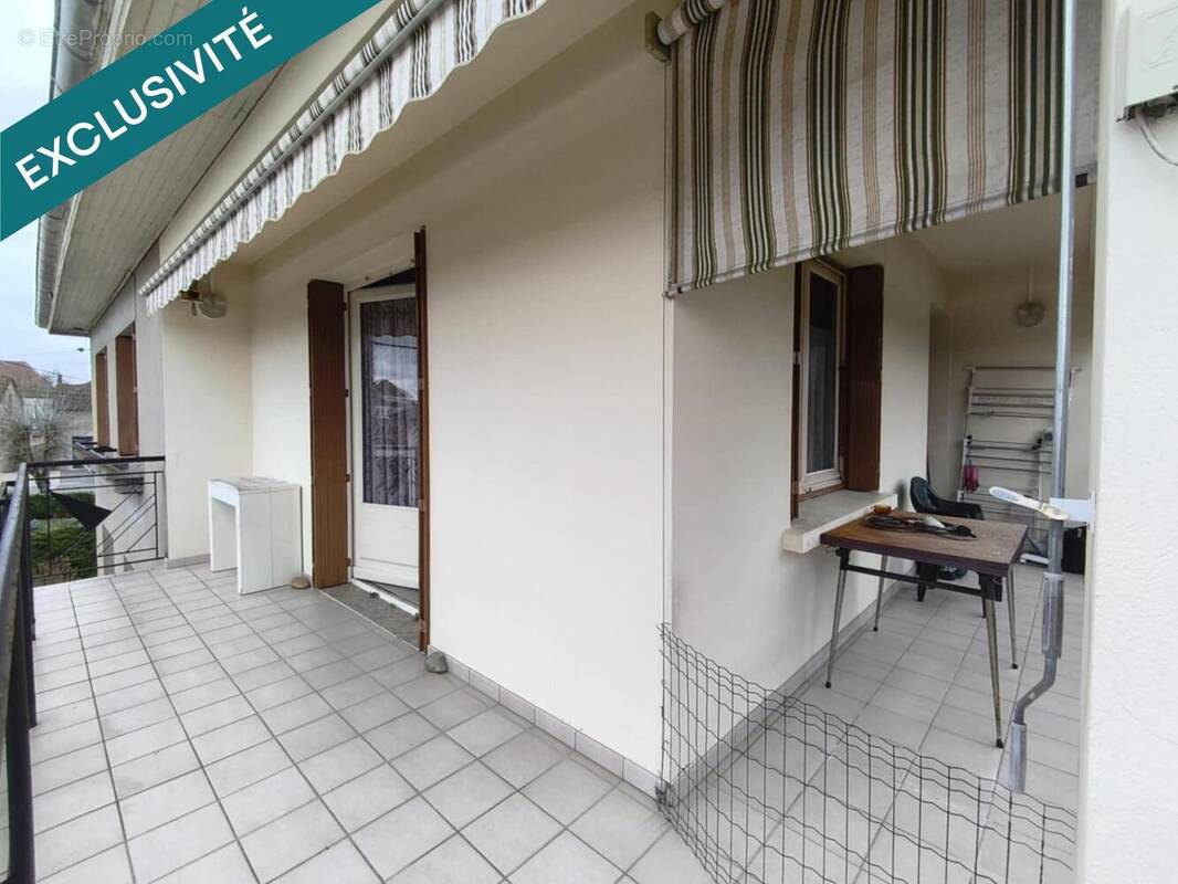 Photo 1 - Appartement à SAINT-TRIVIER-DE-COURTES