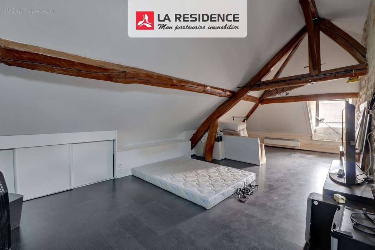 Appartement à NEUVILLE-SUR-OISE