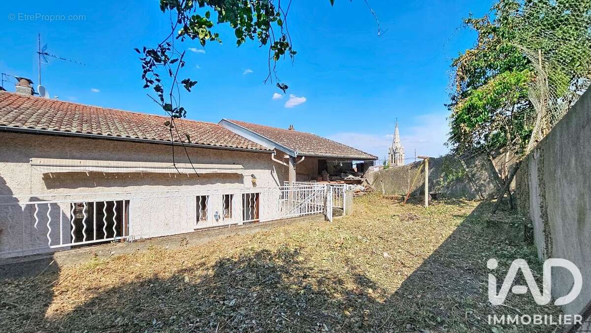 Maison 137 m² à Serrieres  - photo 3