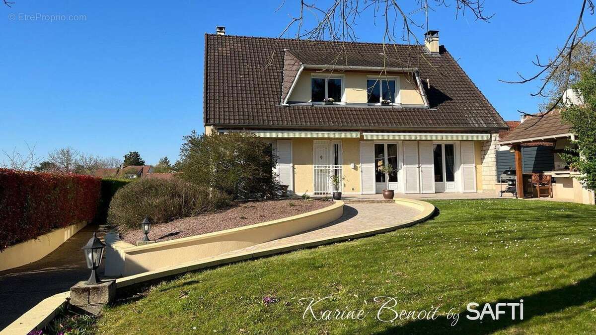 Photo 2 - Maison à SAINTRY-SUR-SEINE