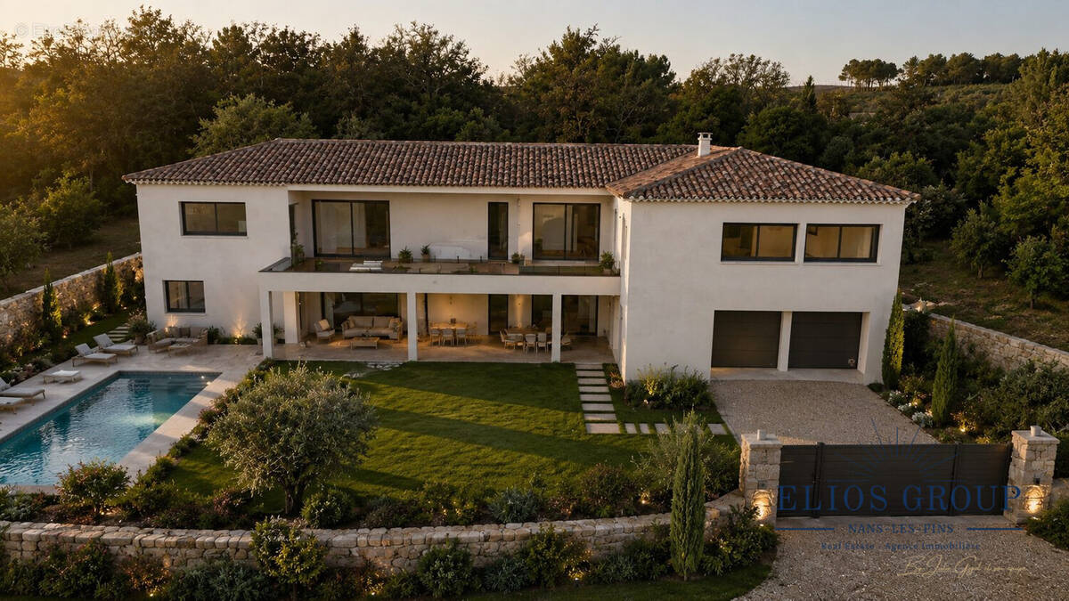 Maison à NANS-LES-PINS