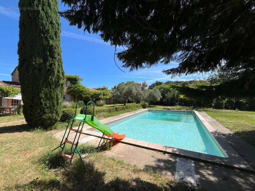 Maison à VAISON-LA-ROMAINE