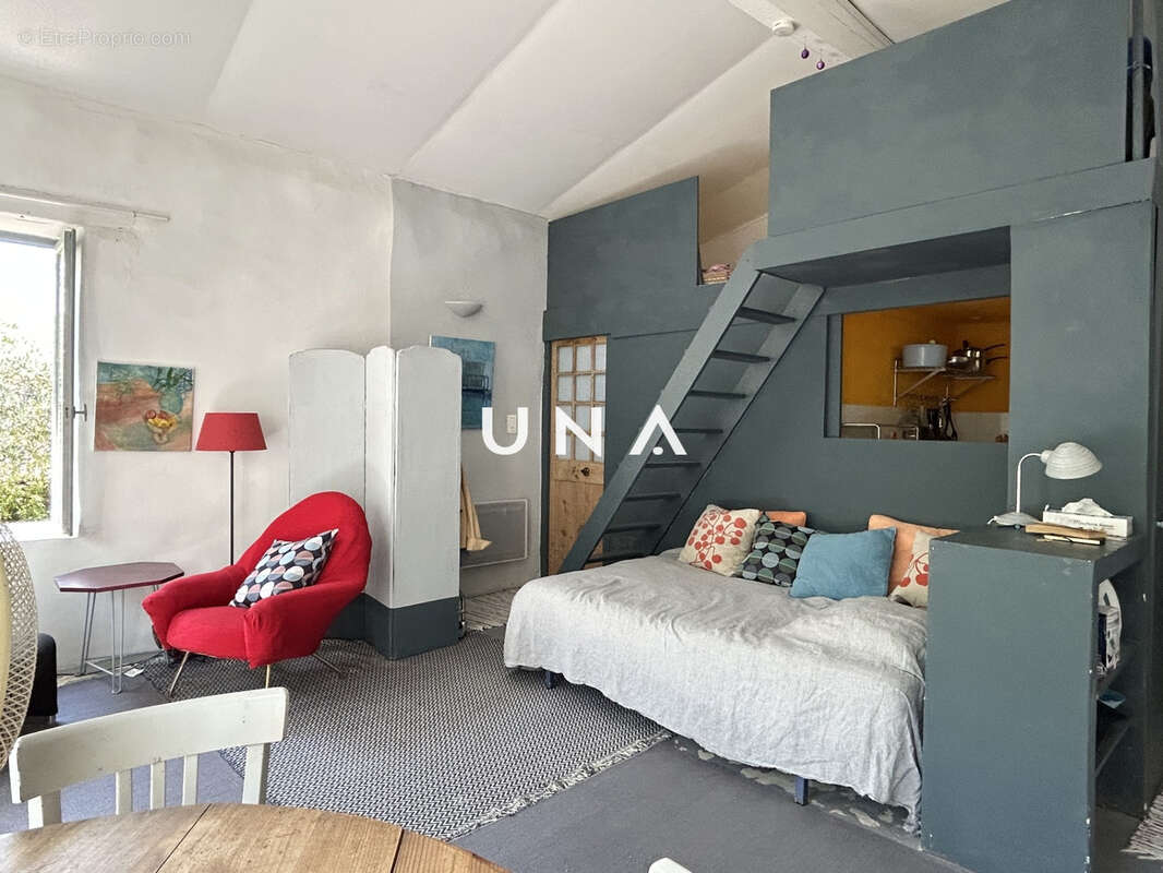 Maison de charme en pierre avec bassin - photo 9