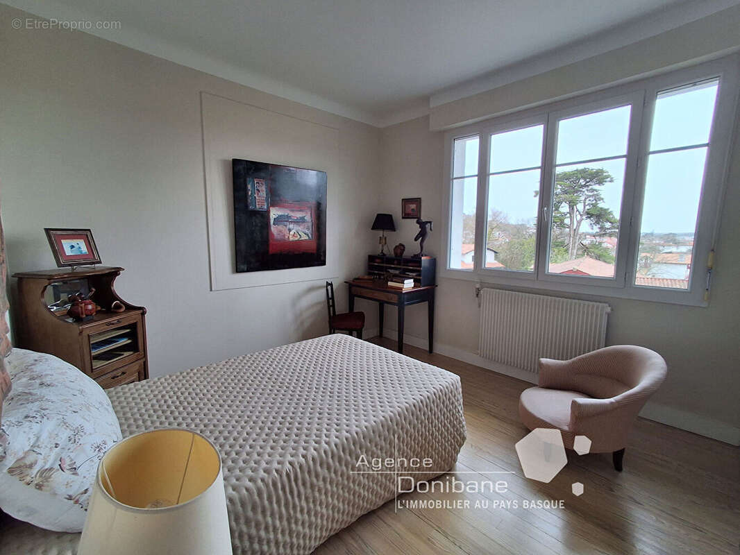 Appartement à URRUGNE