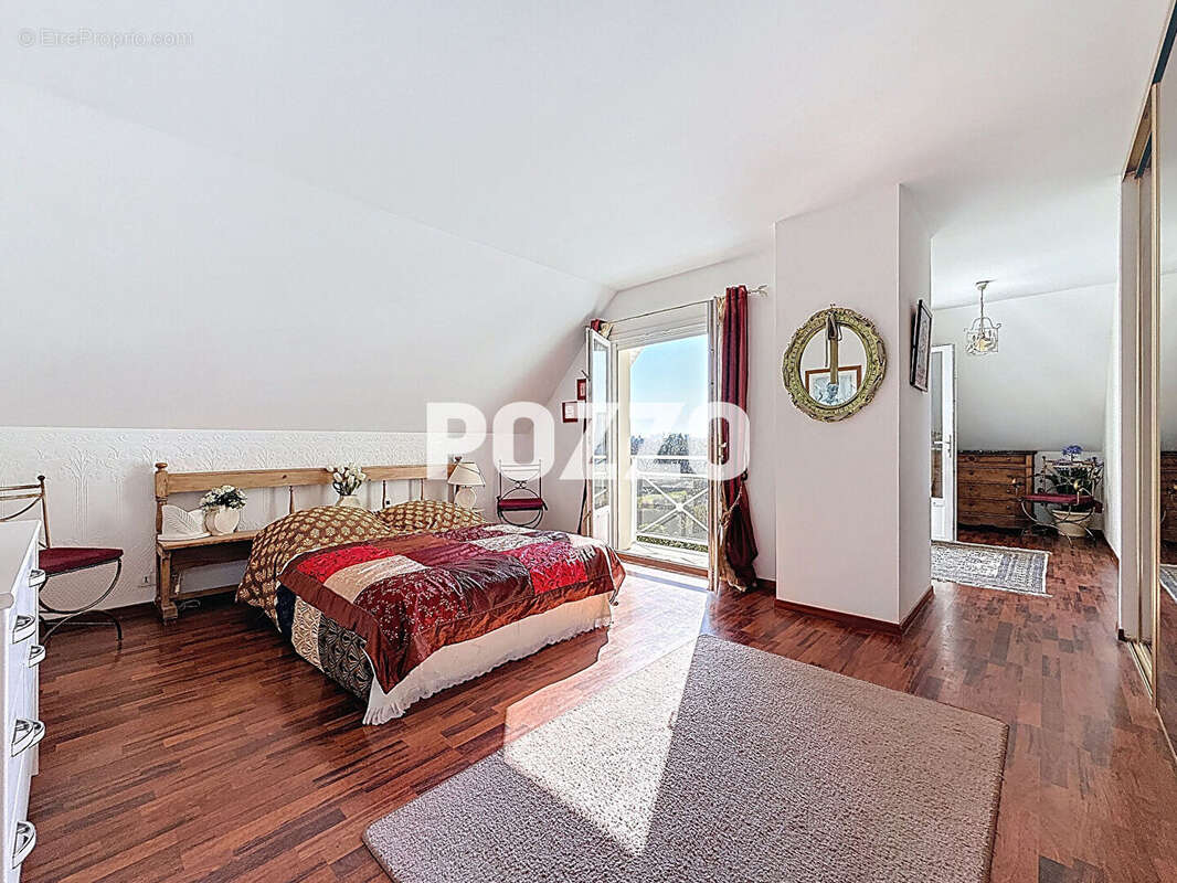 Maison à LONGUEVILLE