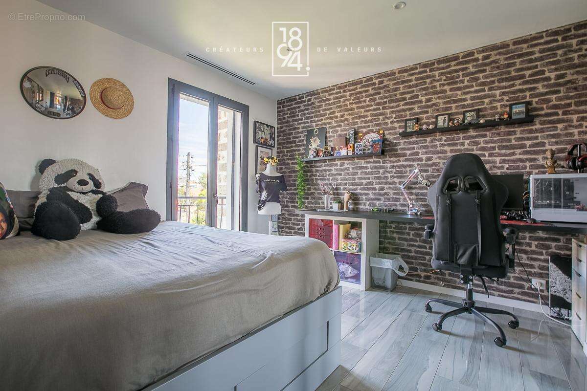 Appartement à MARSEILLE-13E