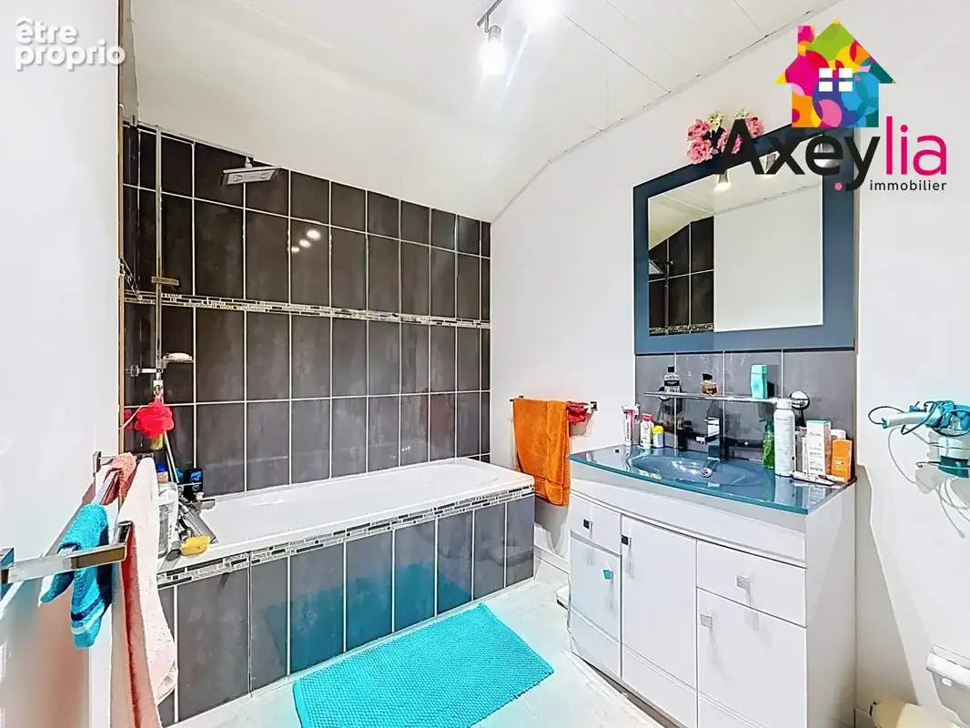 A vendre- secteur marcigny- maison de caractère avec terrain et bois - photo 6