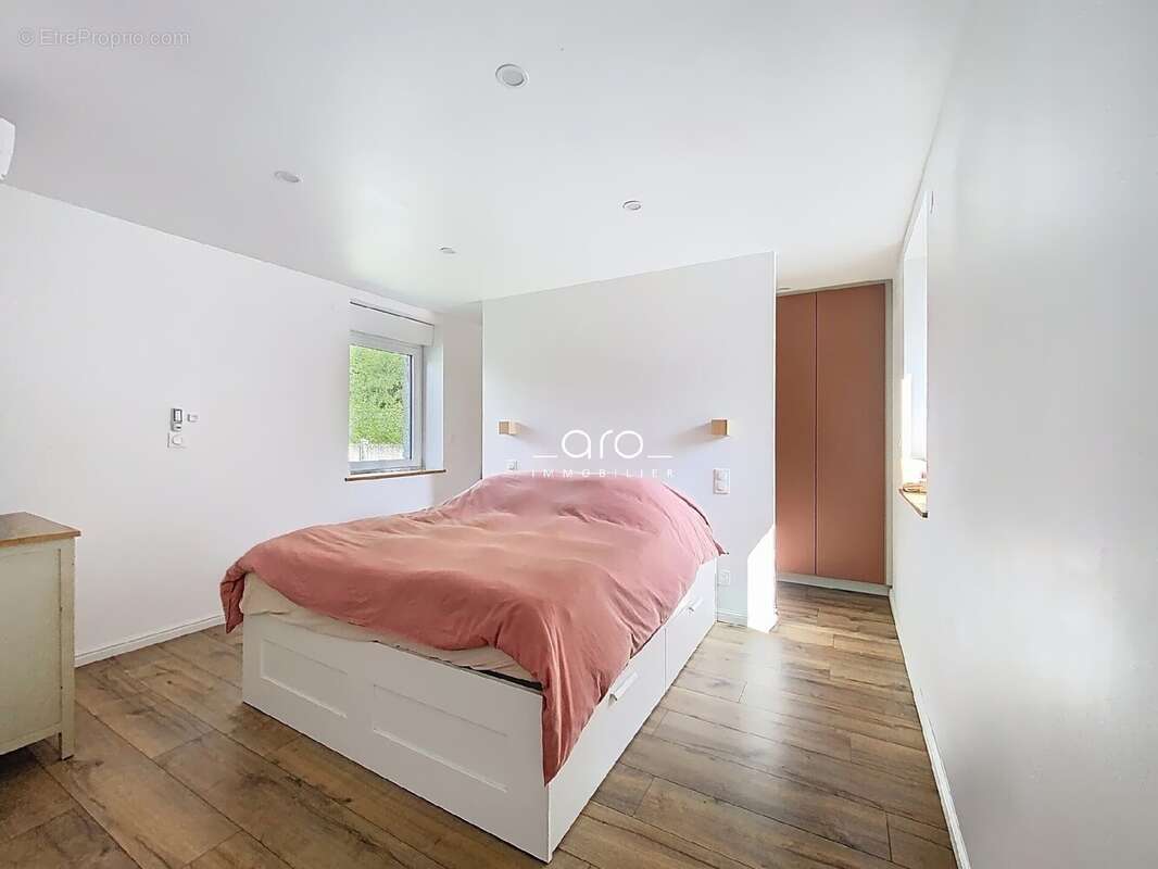 Maison 170 m² à Nomain  - photo 6
