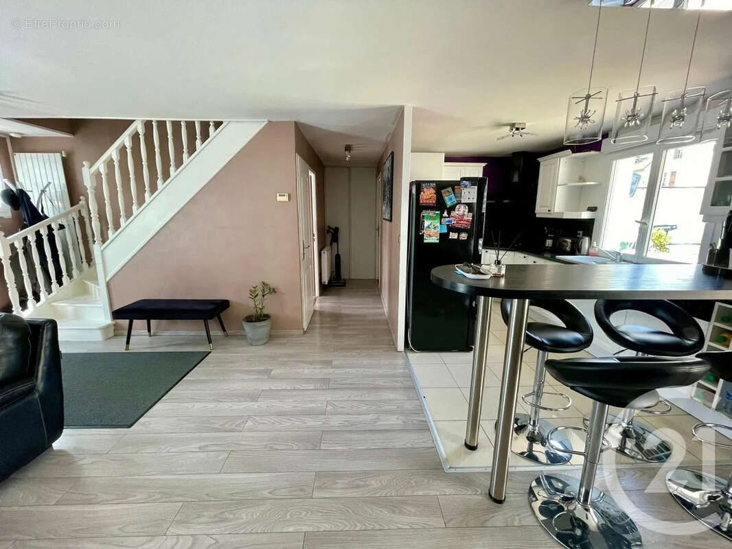 Maison 94 m² à Nantouillet  - photo 5