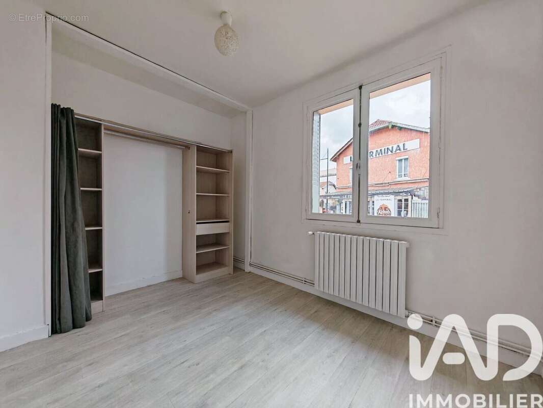 Photo 8 - Appartement à SATHONAY-CAMP