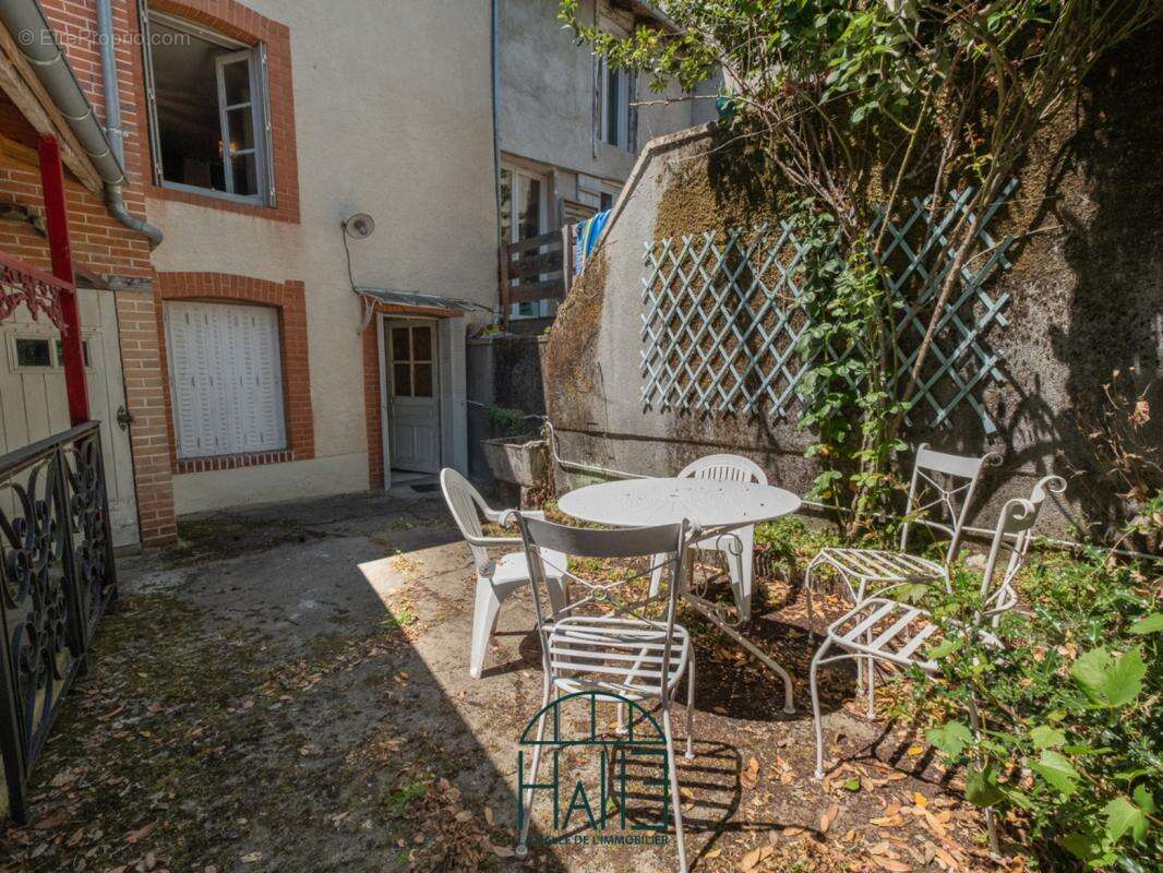 Maison à BELLAC