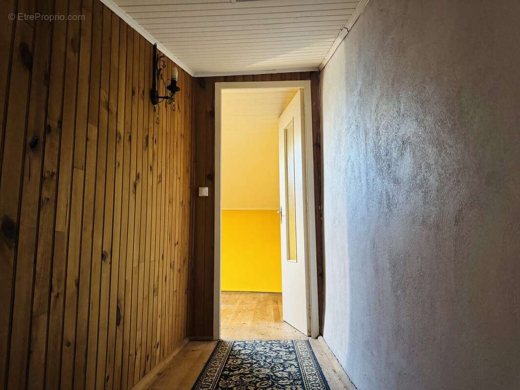 Maison à MONTPELLIER-DE-MEDILLAN