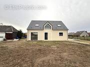 Maison à SACQUENVILLE