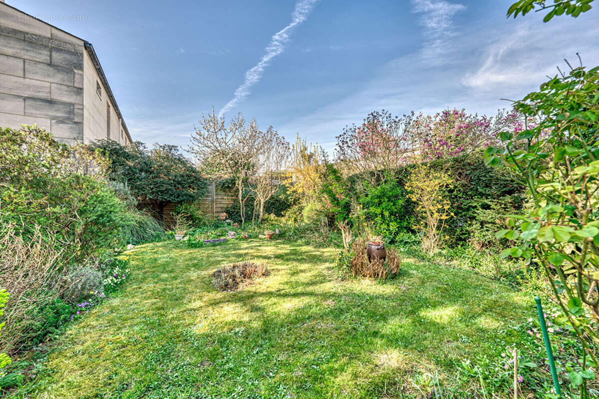 Maison à EPINAY-SOUS-SENART