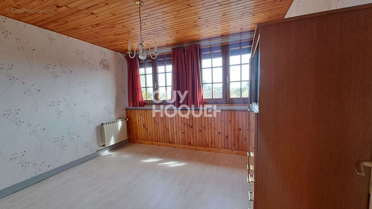 RUGLES - Maison familiale avec sous-sol complet - 4 chambres - photo 16