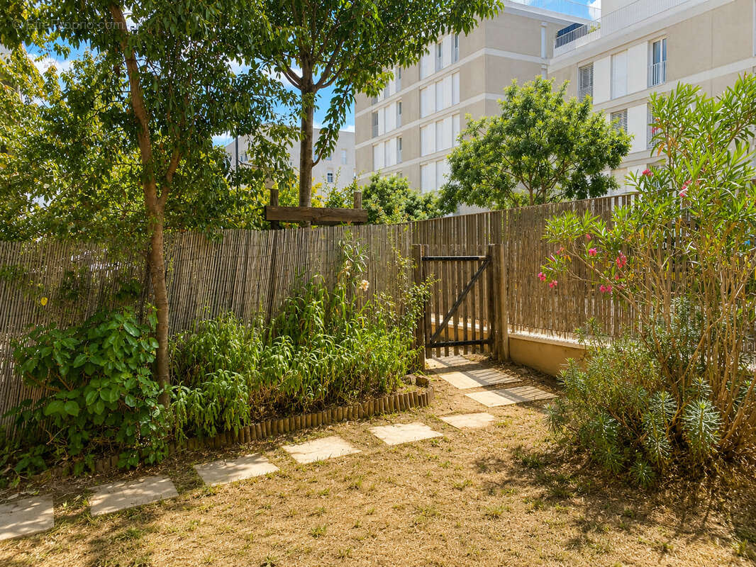 Appartement à SATHONAY-CAMP