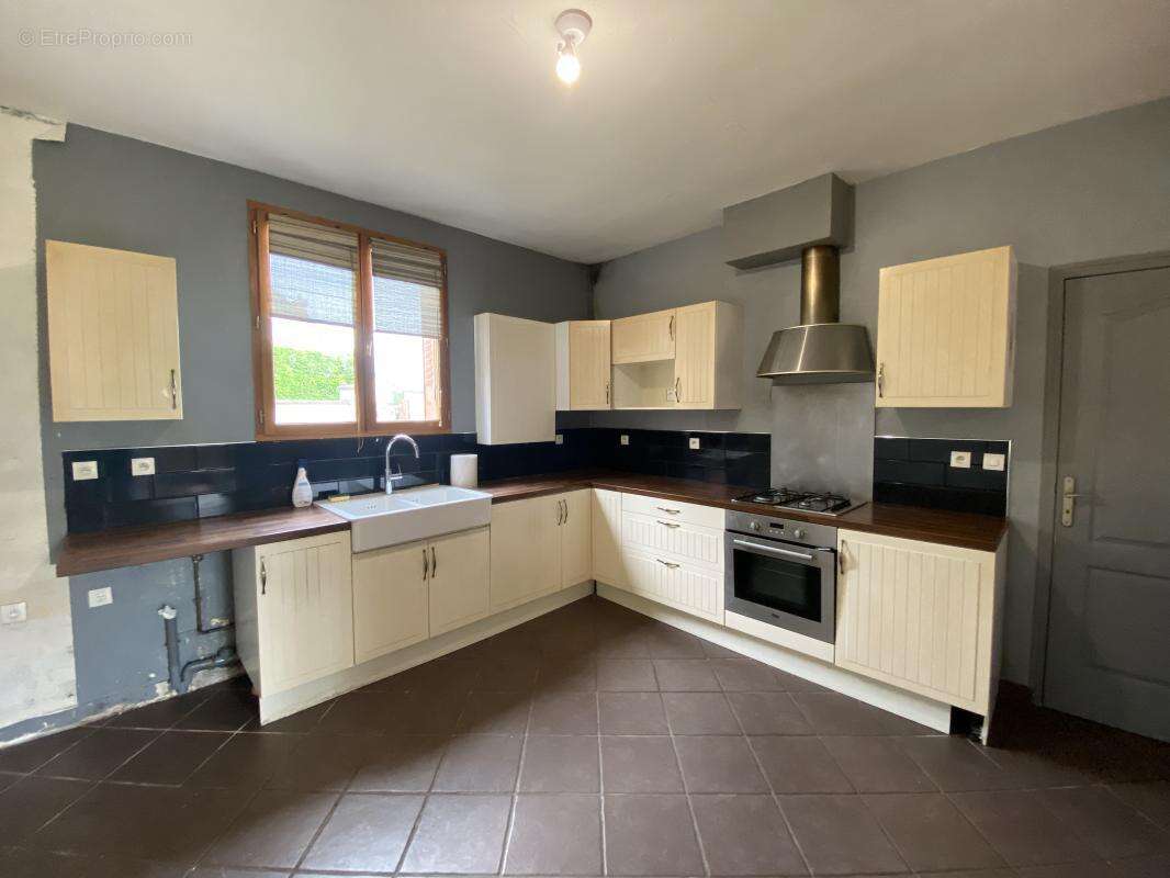 Maison à ROSNY-SUR-SEINE