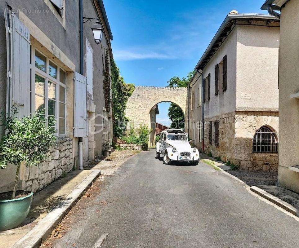Maison à TOURNECOUPE