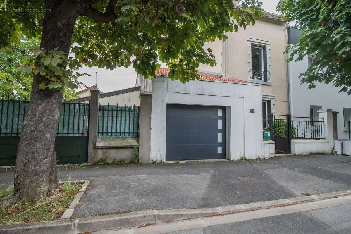 Maison à CHOISY-LE-ROI