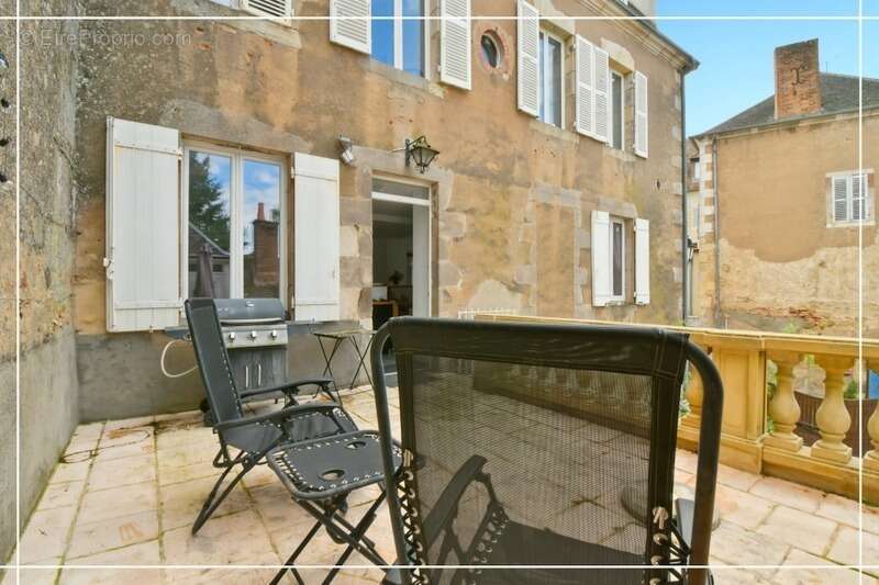 Maison à CHATEAUMEILLANT