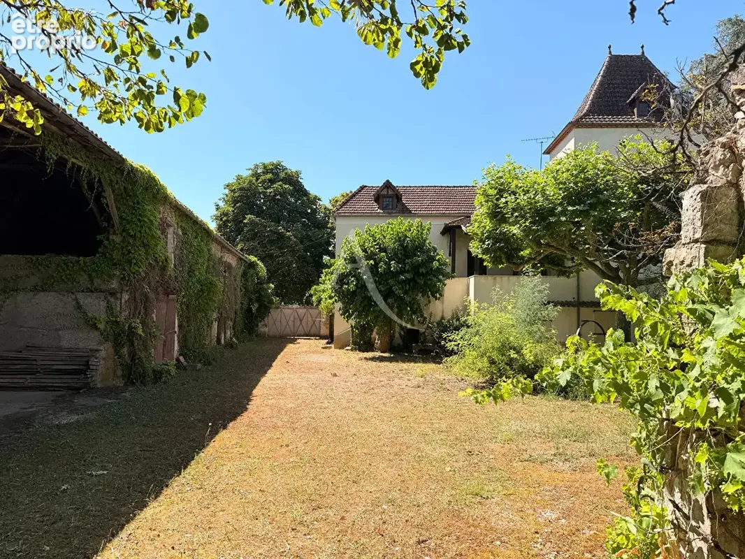 Maison en pierre quercynoise et grange - photo 11