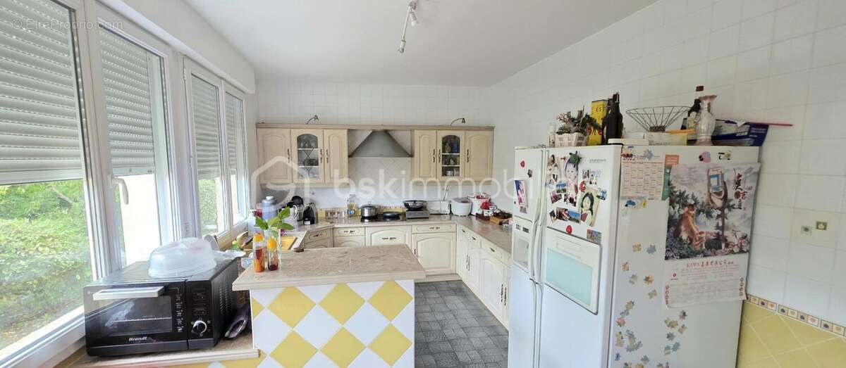 Maison à SAINT-BARTHELEMY-D'ANJOU