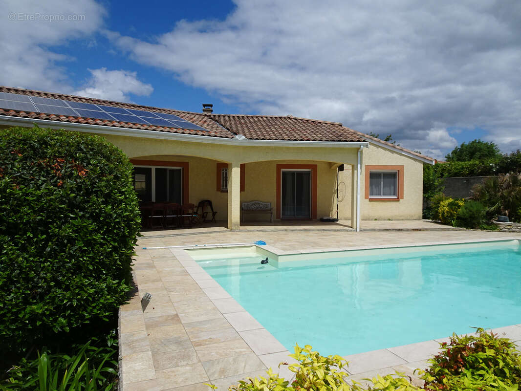 A VENDRE Maison T5 plain pied FROUZINS 31270 - photo 3