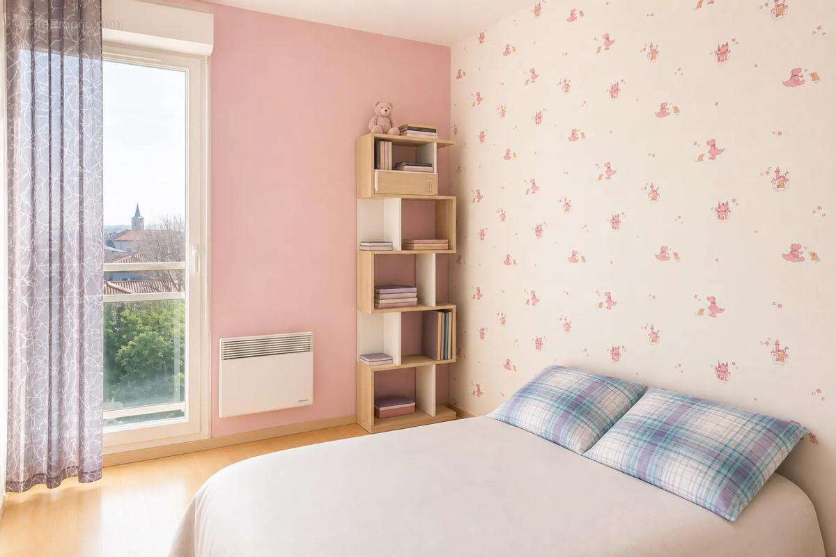Appartement à VALENCIN