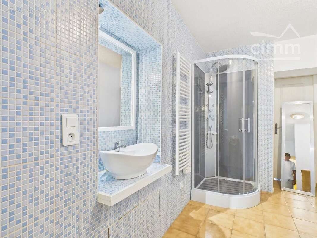 Maison à MOLIERES-SUR-CEZE