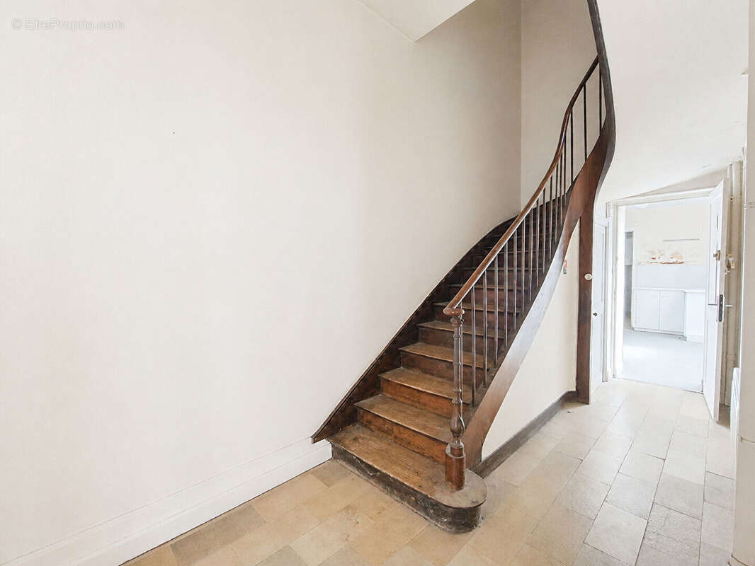 Immeuble Cognac 170 m2 - photo 7