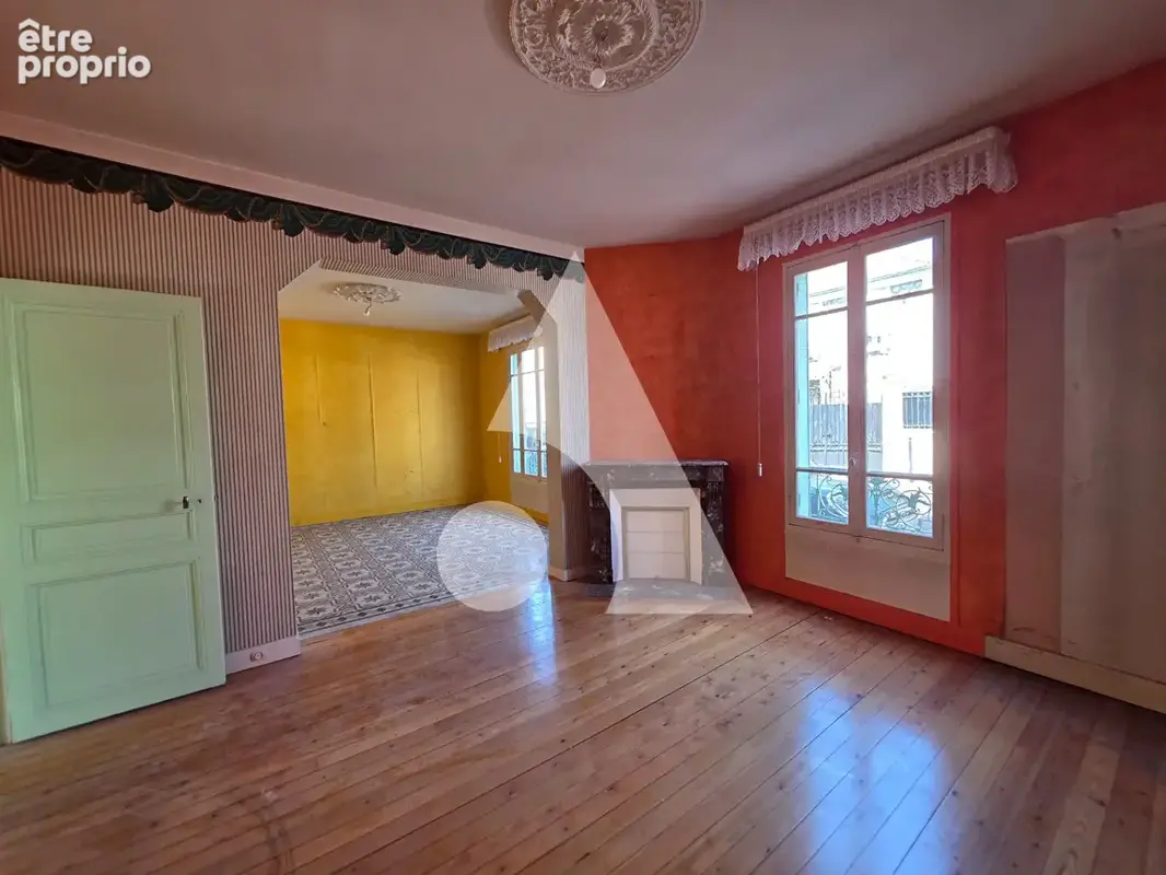 Maison d'habitation avec bâtiment - photo 12
