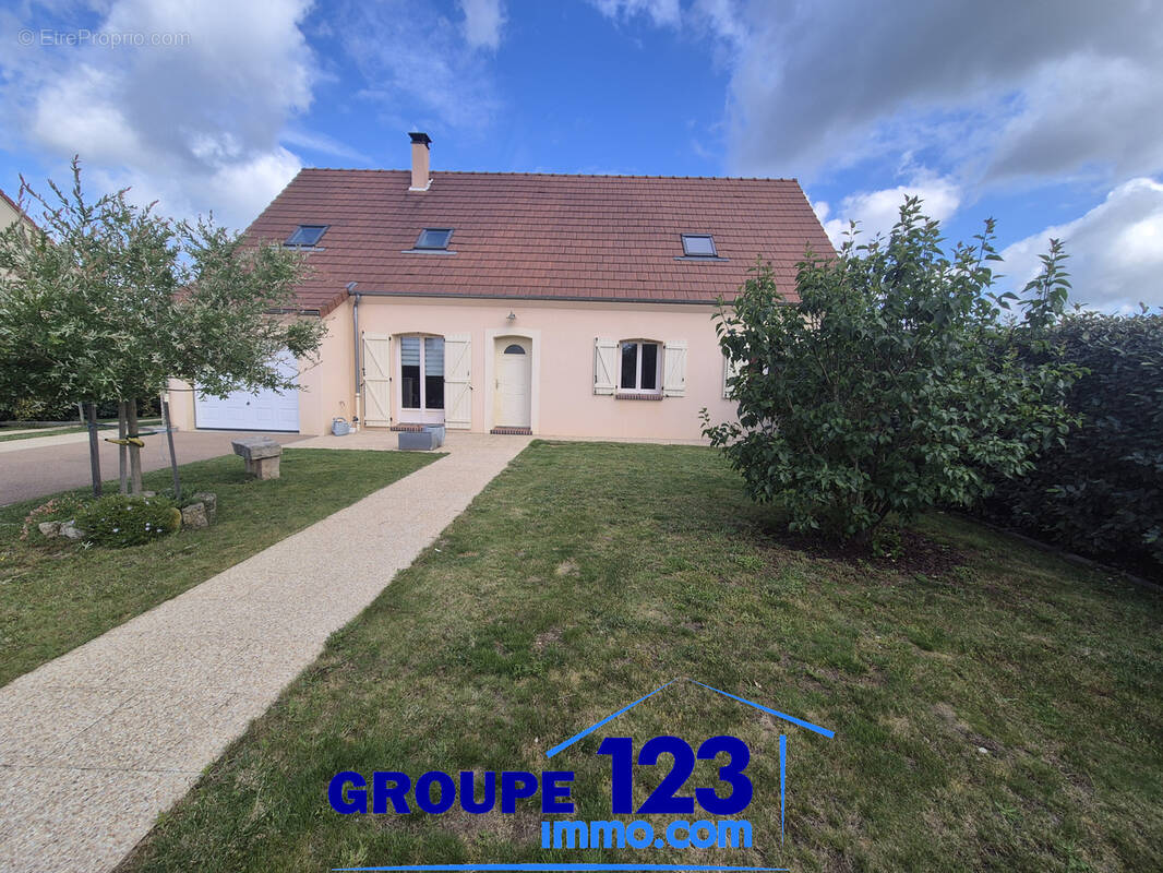 Maison à CHEMILLY-SUR-YONNE