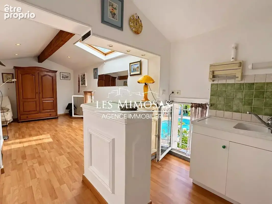 Fréjus – villa avec studio indépendant - garage - photo 33