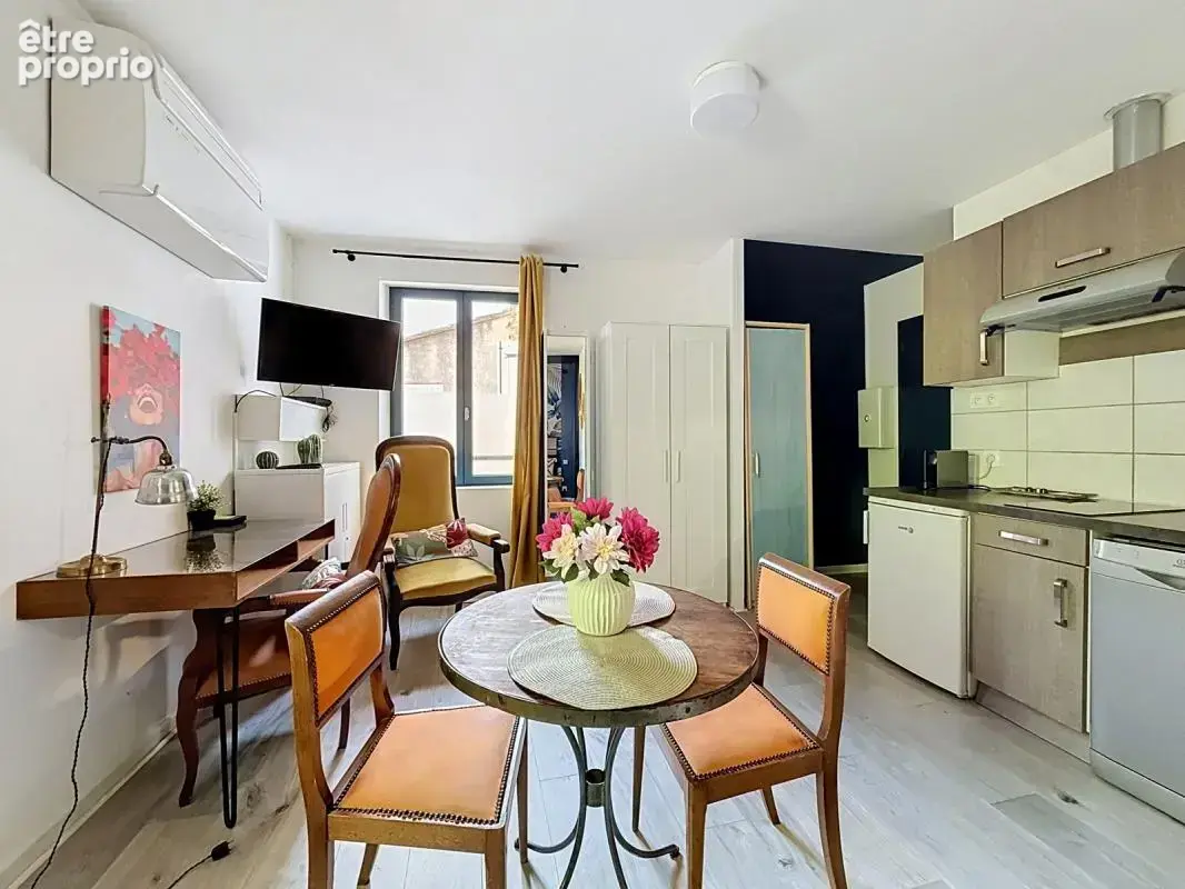Exclusivité - intra-muros - studio meublé de 23,10m2 - photo 3