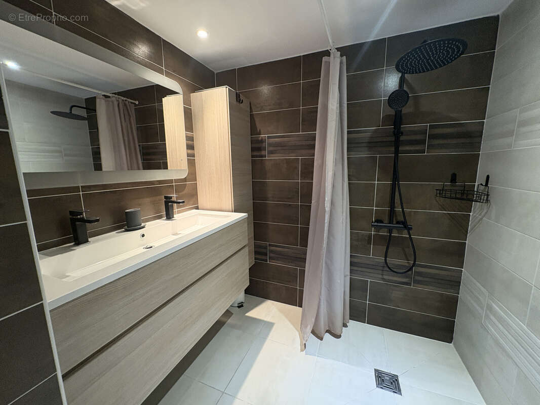 Appartement à MUDAISON