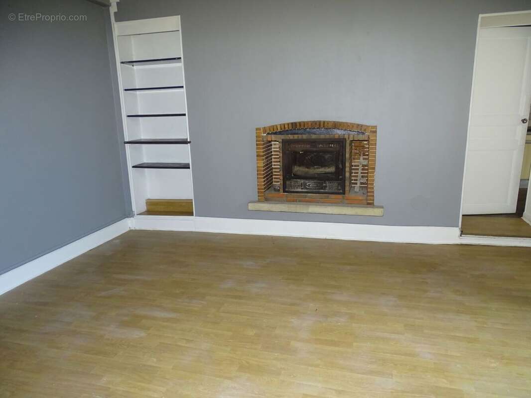 Appartement à CHATEAUNEUF-SUR-CHER