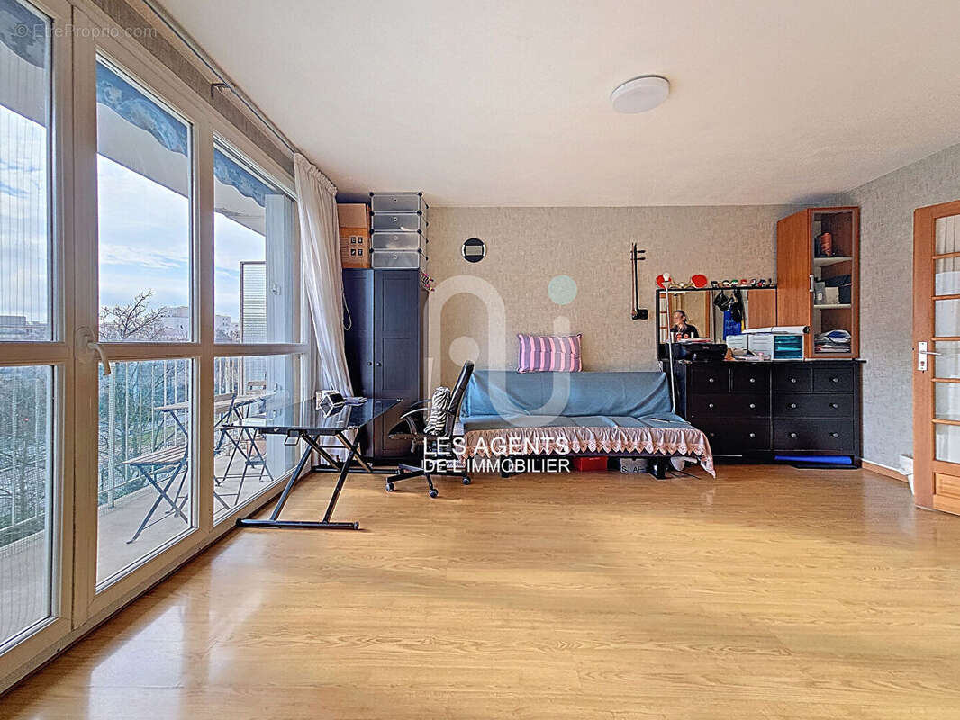 Appartement à ASNIERES-SUR-SEINE