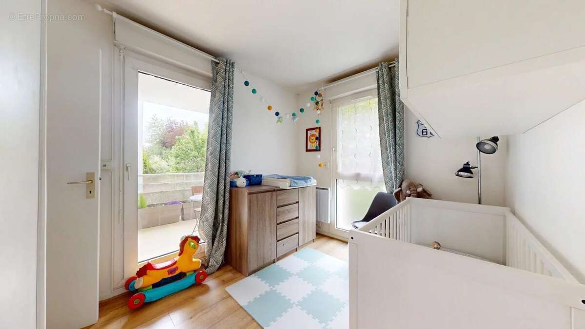 Appartement à MONTIGNY-LE-BRETONNEUX