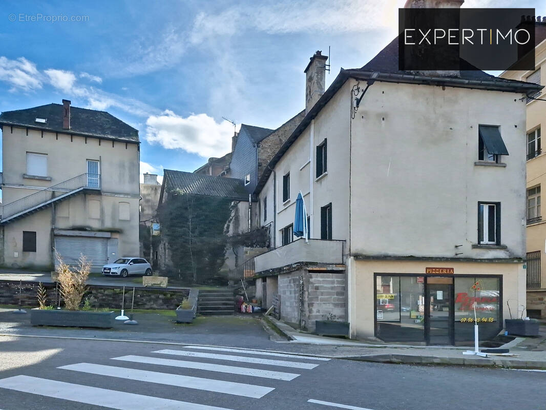 Maison à CASSAGNES-BEGONHES