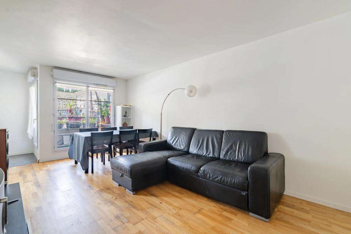 Appartement à MORANGIS
