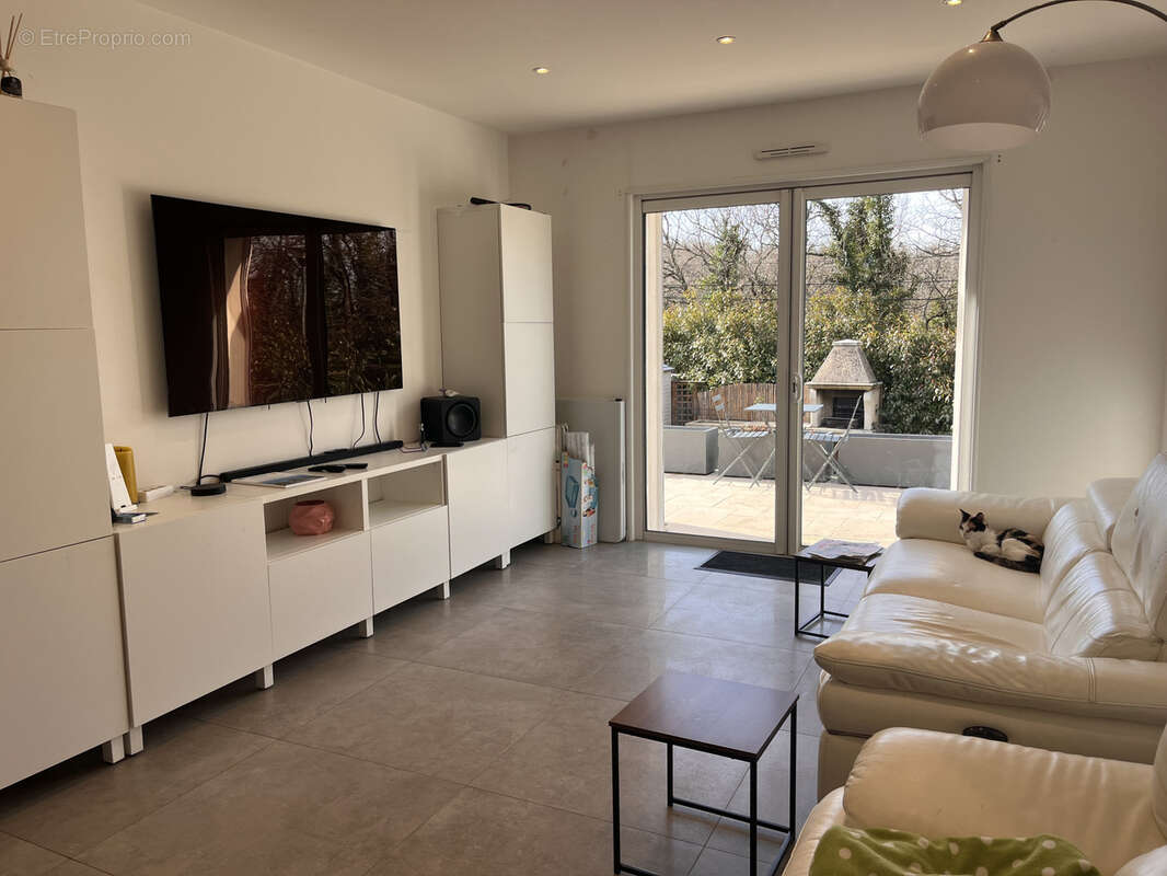 Maison à SAINT-VALLIER-DE-THIEY