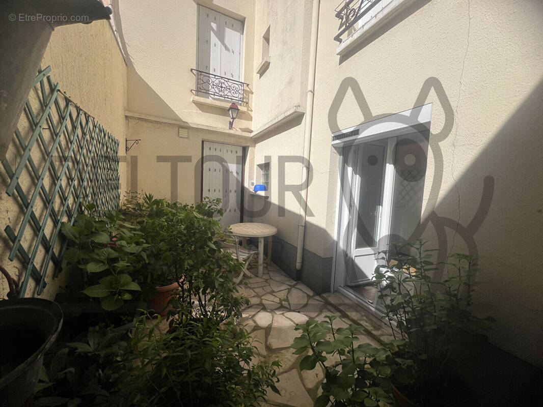 Maison à REBAIS