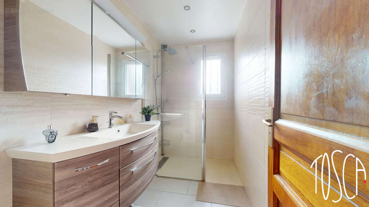 Exclusivité athis mons - maison familiale 160m² - proche t7 - photo 10