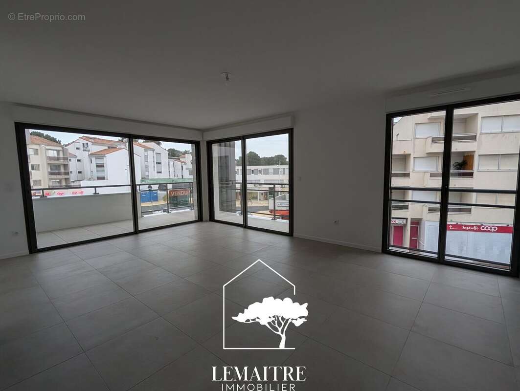 Appartement à LES MATHES