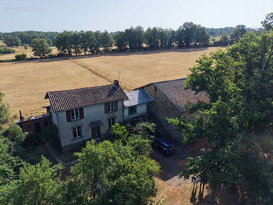 HAUTE VIENNE - Ancienne ferme avec 6 hectares de terrain - photo 17