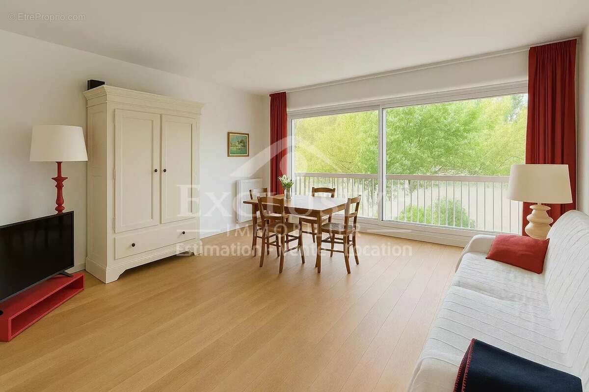 Appartement à BLONVILLE-SUR-MER