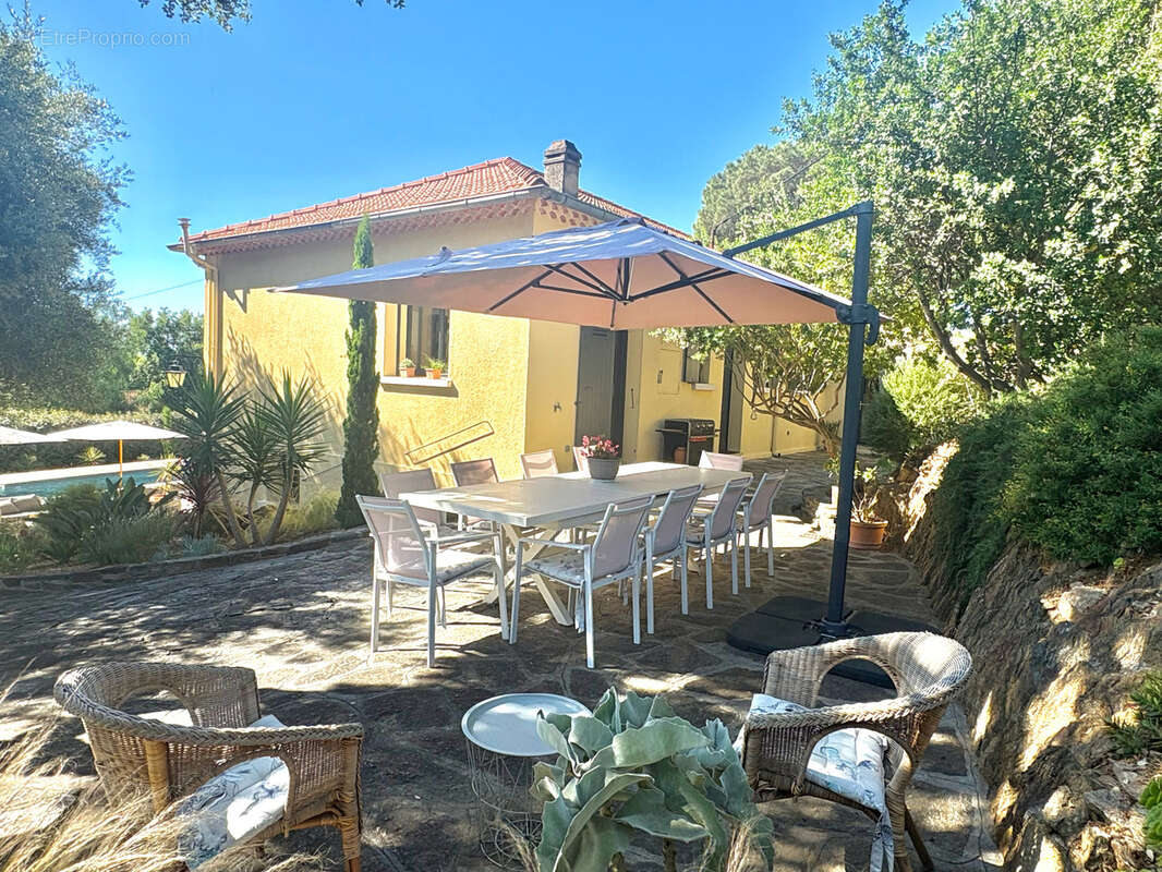 Maison à BORMES-LES-MIMOSAS