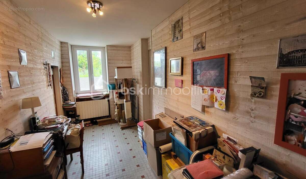 Maison à LE MESNIL-GILBERT